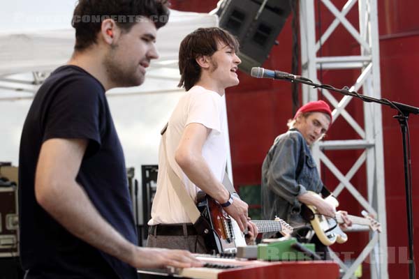 OUGHT - 2015-05-24 - PARIS - Parc de la Villette - 